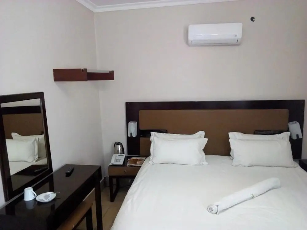 Aabiya Lodge