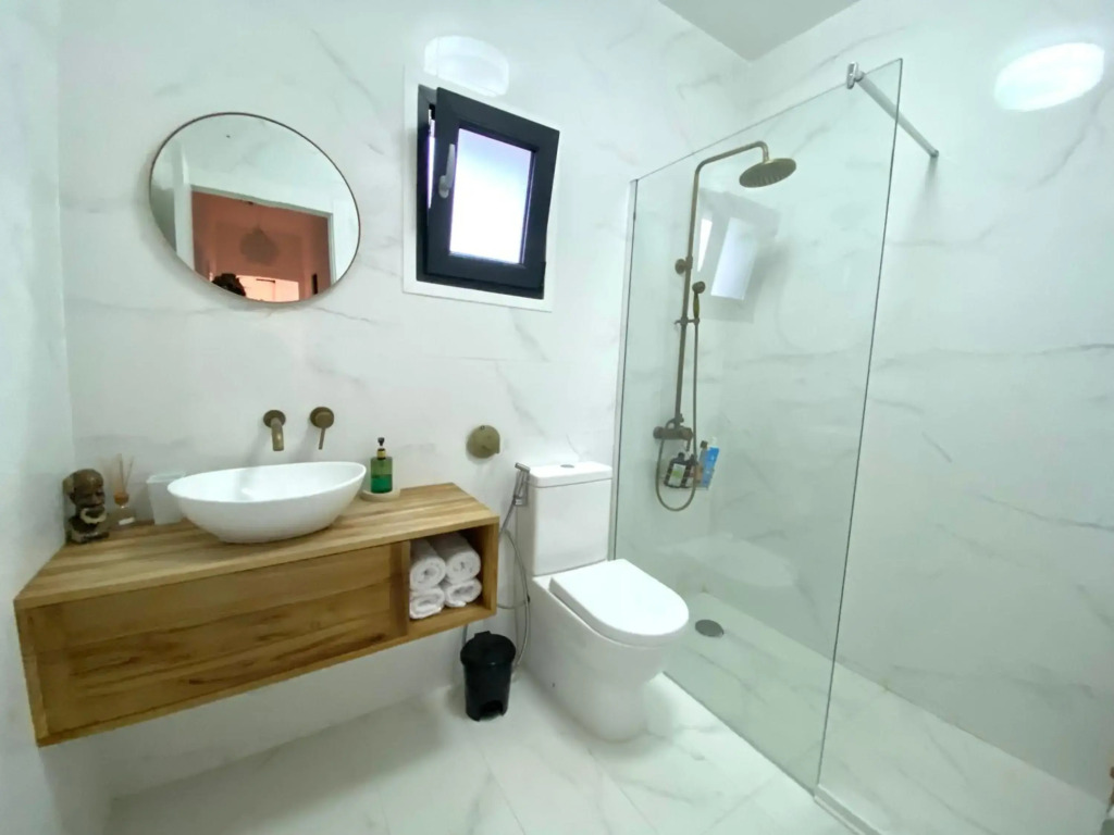 Charming apartment in a duplex with garden & balcony