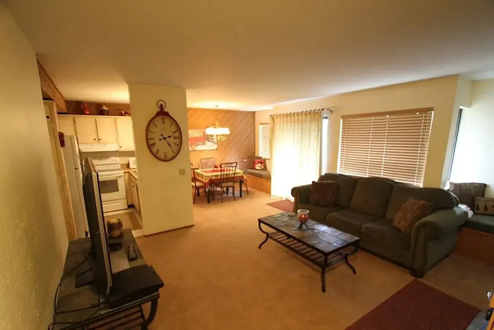 Bigwood 35 1 Bedroom 1 Bathroom Condo