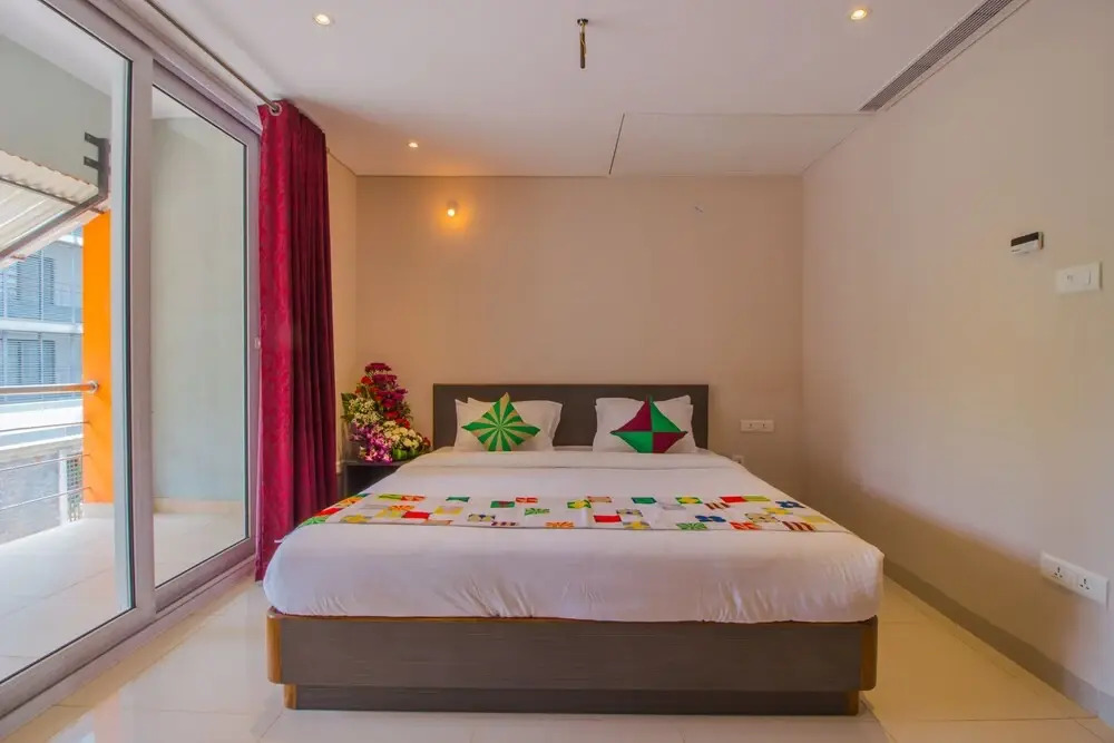 OYO 14986 Home Charming 1 BHK Miramar