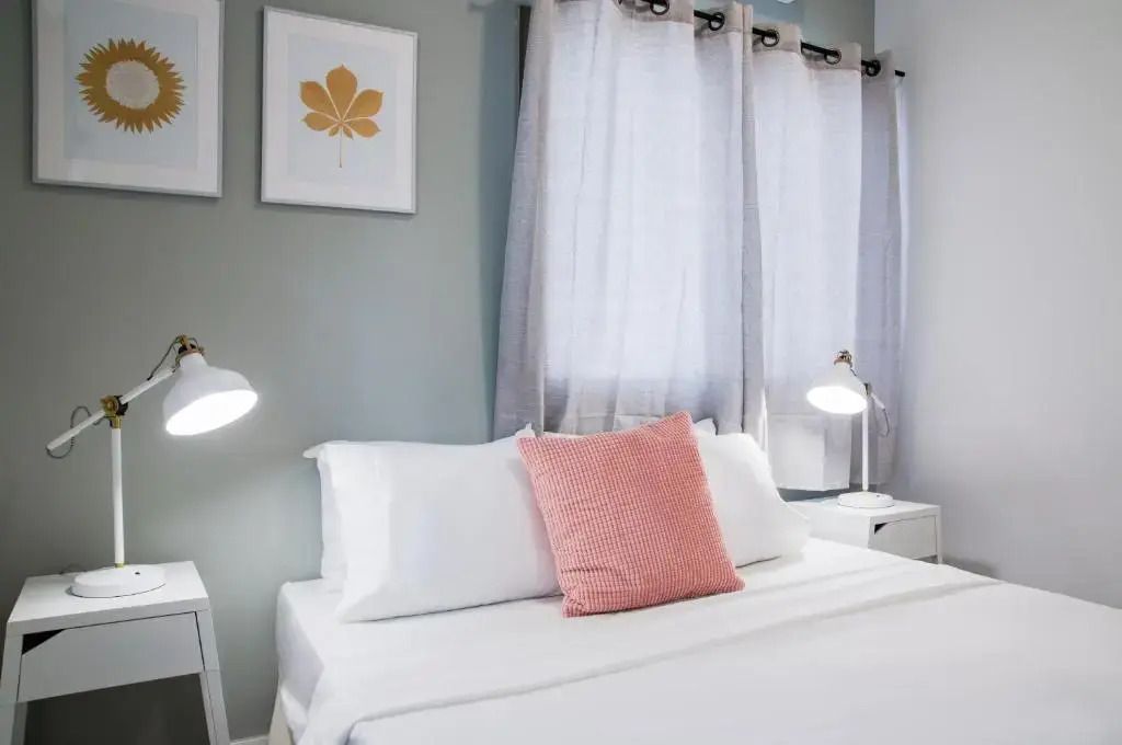 Modern 2 Bdr Spacious Apartment