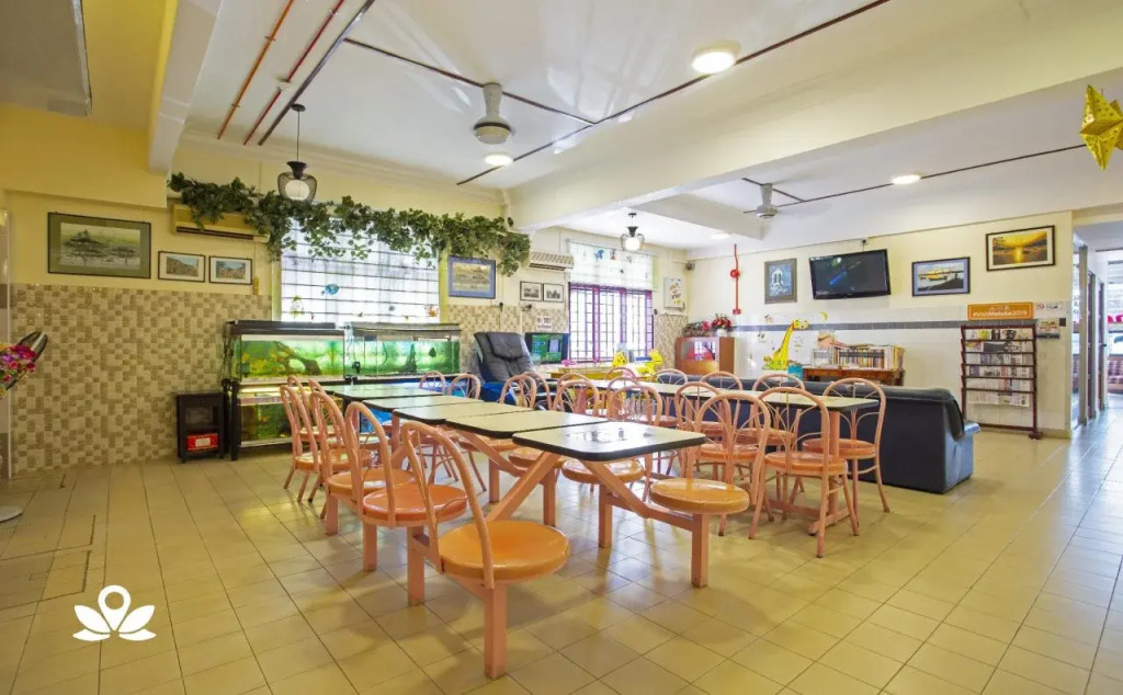 Coastal Park Hotel