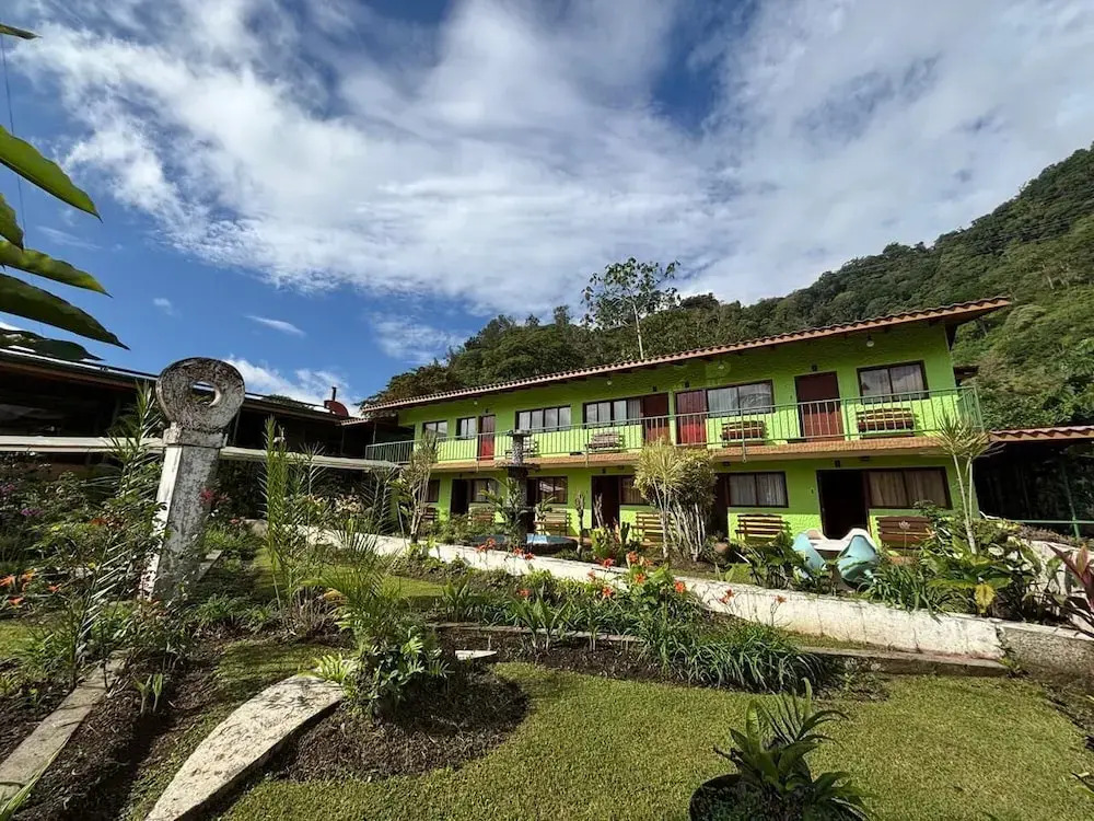 Hotel Tapanti Media