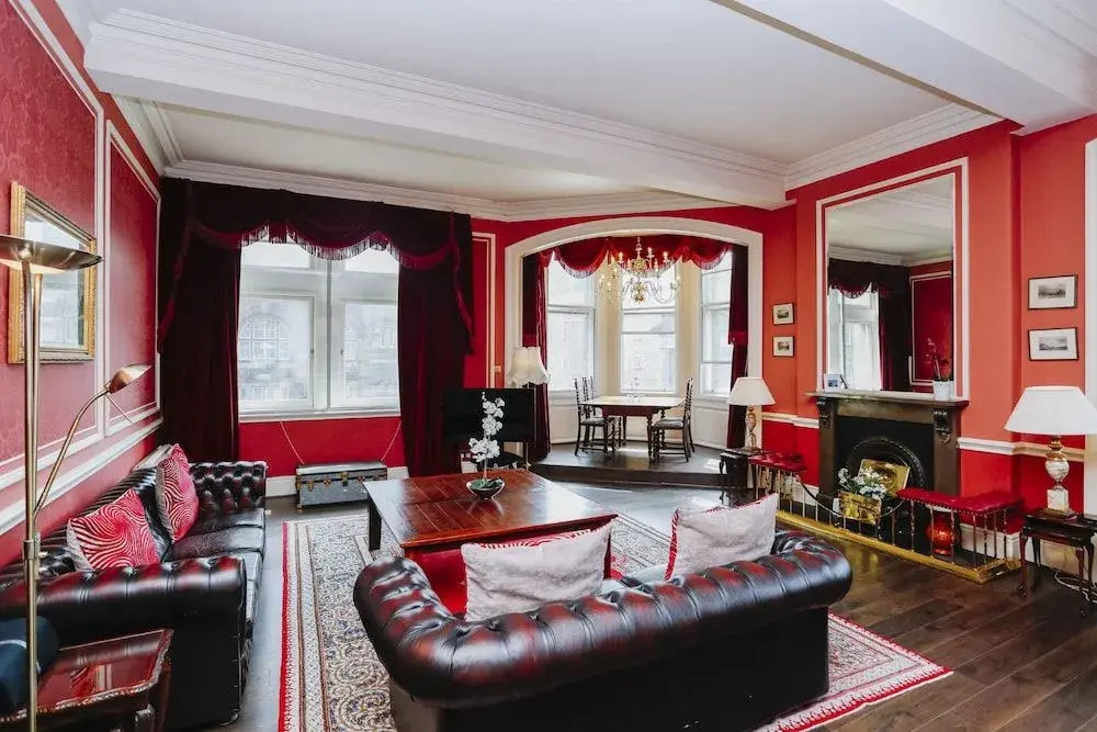 Gorgeous Royal Mile Mansion Apartment