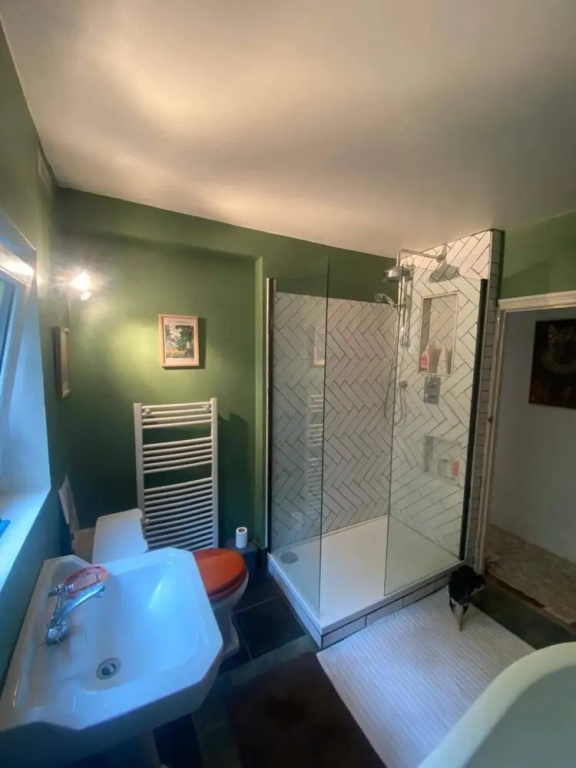 Rustic 2 Bedroom Flat in Brixton