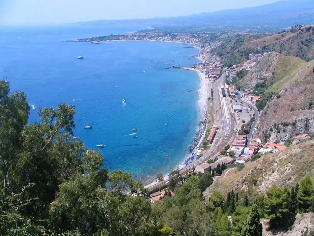 Apartment With 2 Bedrooms in Taormina, With Balcony and Wifi - 4 km Fr
