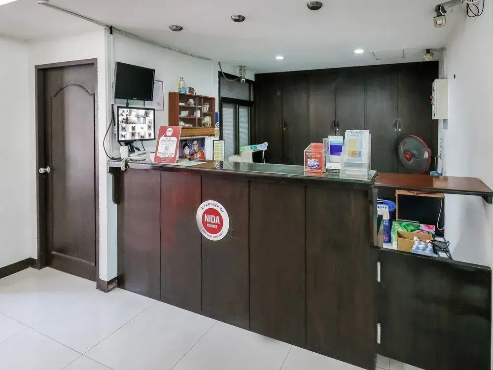 Nida Rooms Narathivas 2888 Residence at Living Nara Place