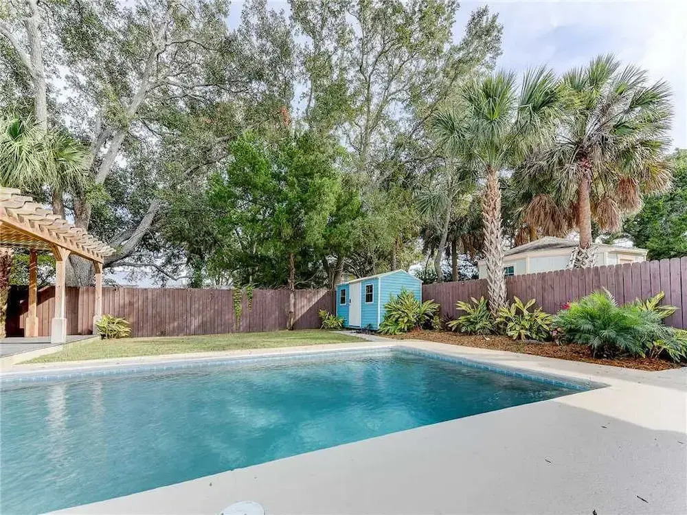 Summertime Sanctuary, Private Pool, 3 Bedrooms, Sleeps 8