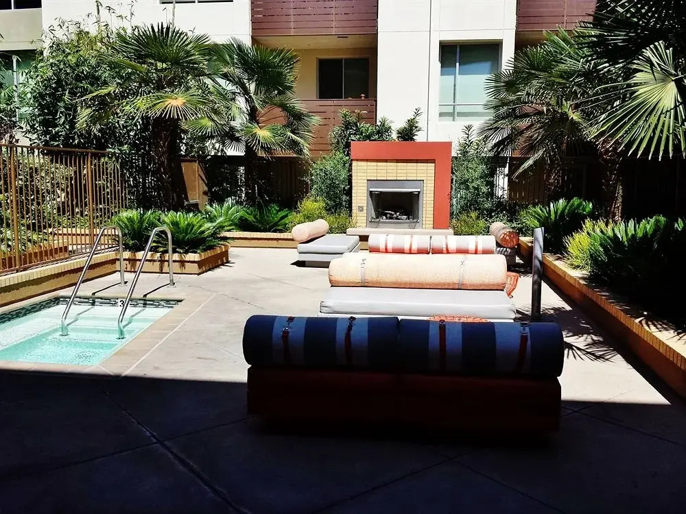 Hollywood Boulevard Extended Stay