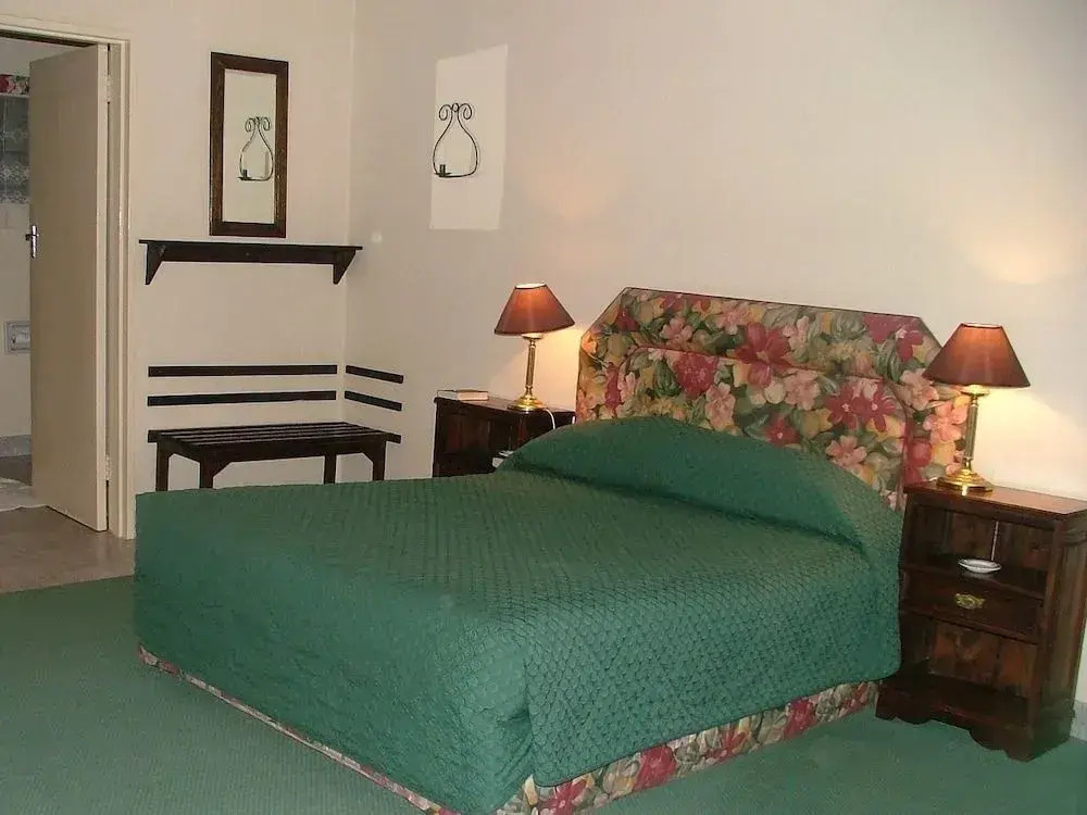 Norma Jeanes Lake View Resort