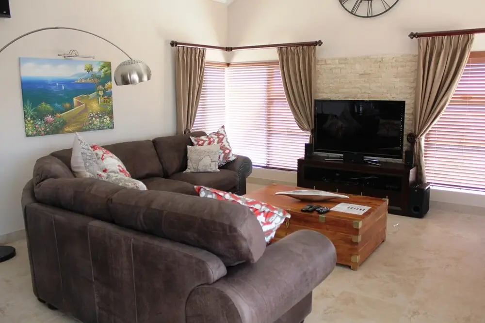 8 Santorini Self catering