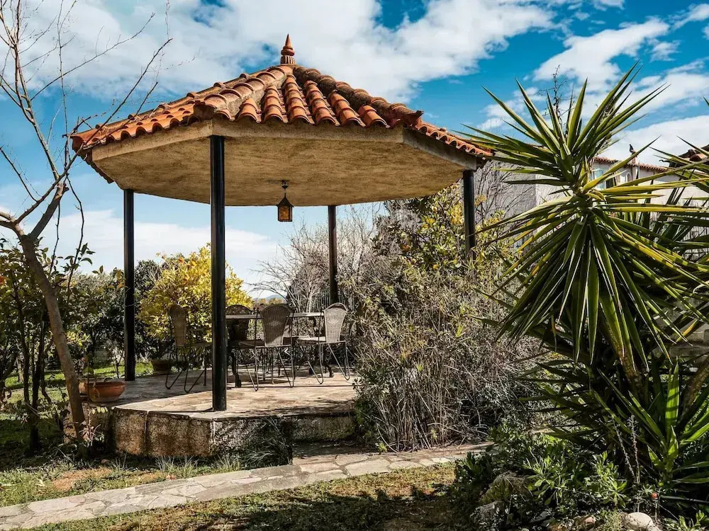Holiday Villa With sea View in Paralia Avlidas