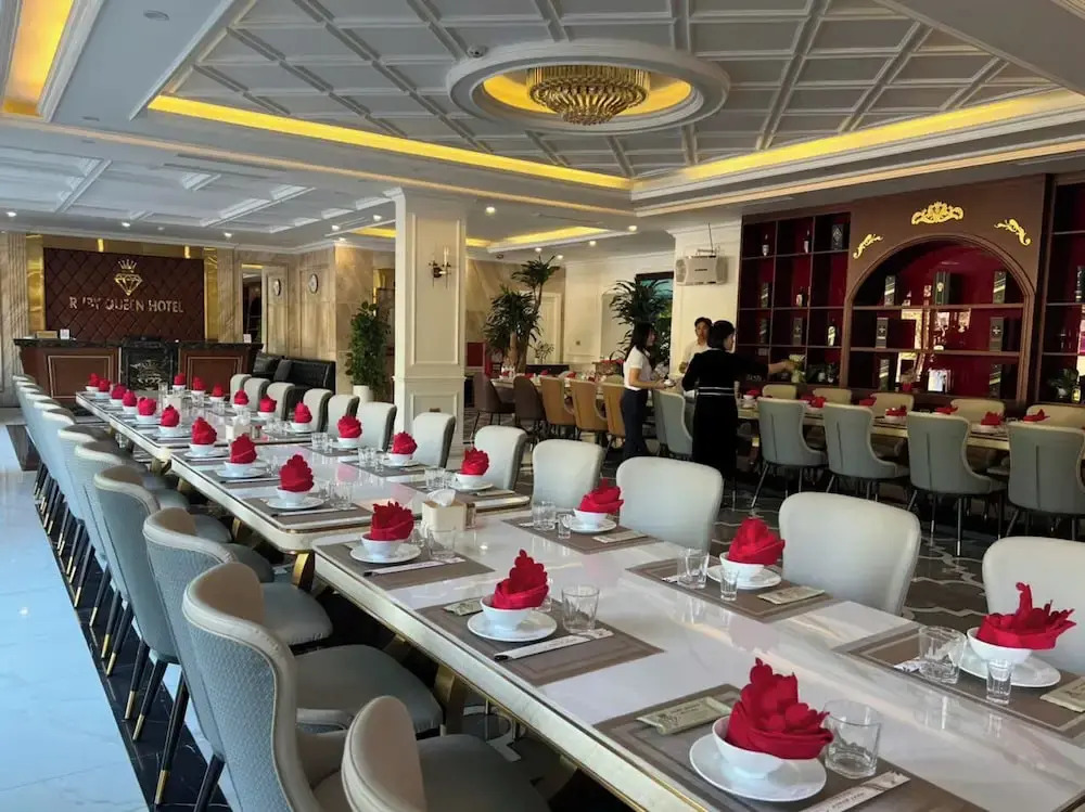 Ruby Queen Hotel