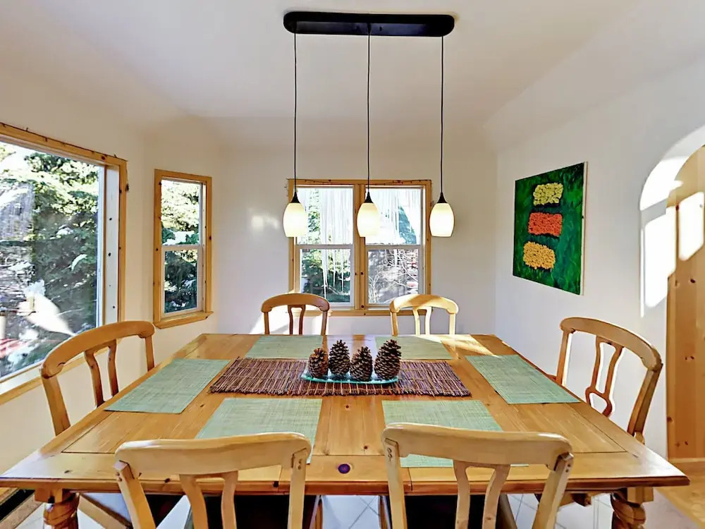 Slalom Way - 3 Br Home