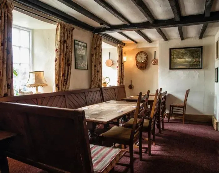 Half Moon Inn