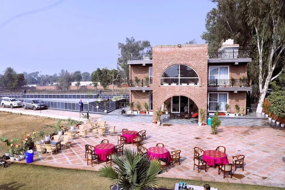 Ayaansh Resort