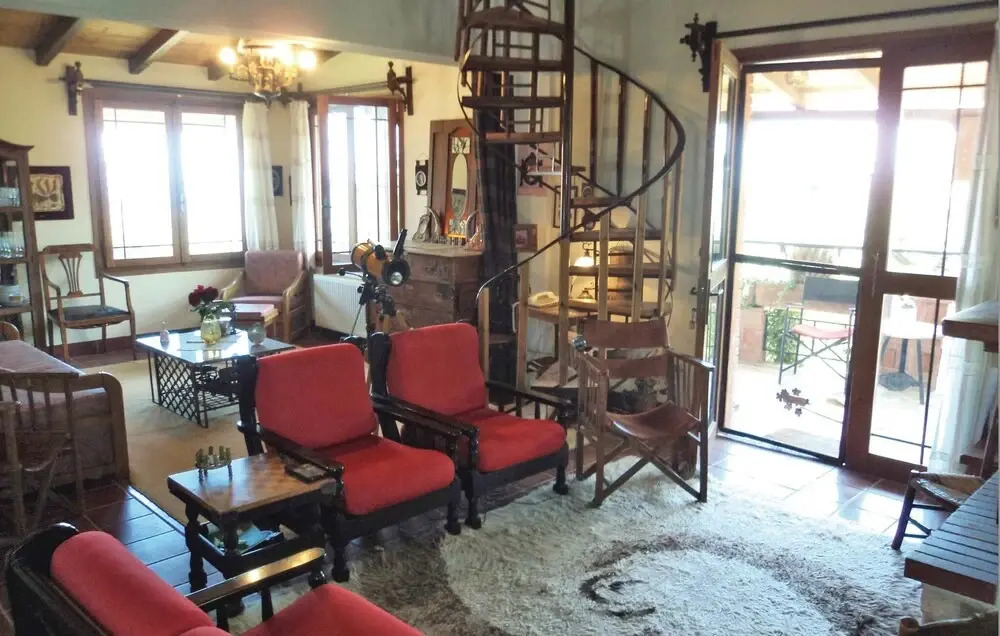 Stunning Home in Xiropigado With Wifi and 2 Bedrooms