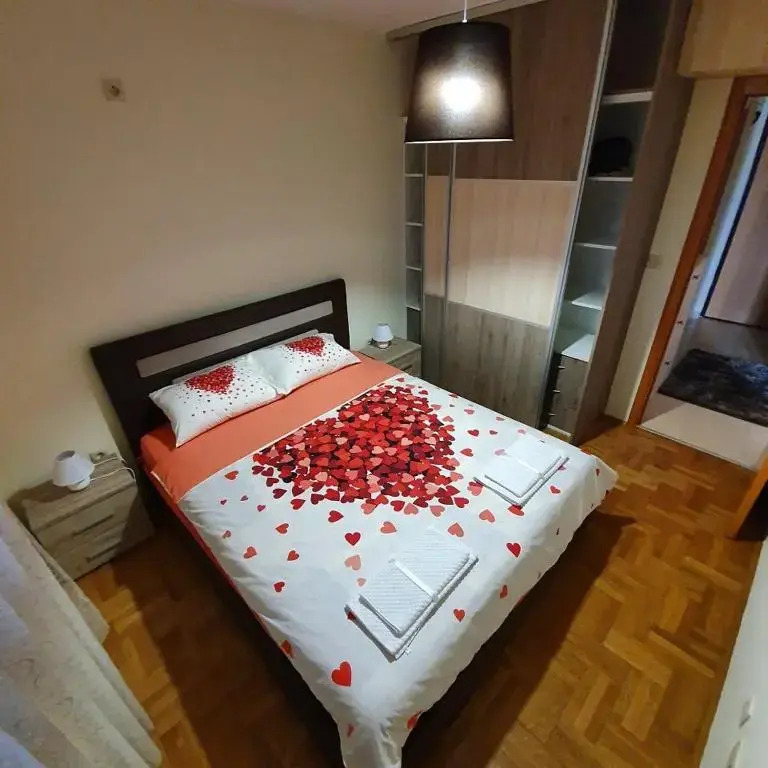 Aphrodite Apartment
