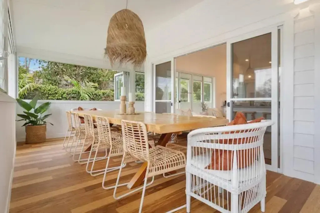 Fuller Holidays - Hacienda, Luxury 5 bedroom home with pool