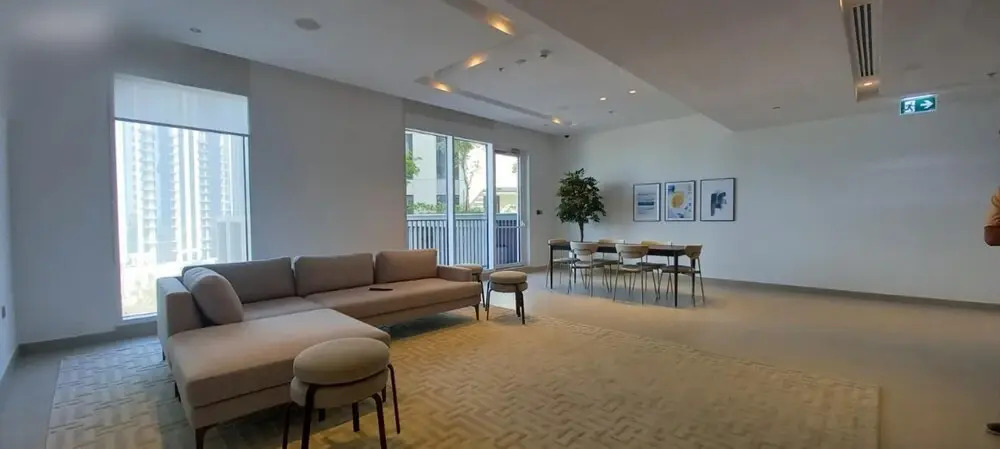 Executive 3BR Apt Creek Harbour