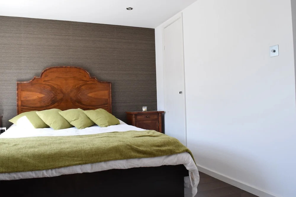 2 Bedroom Apartment in Paddington
