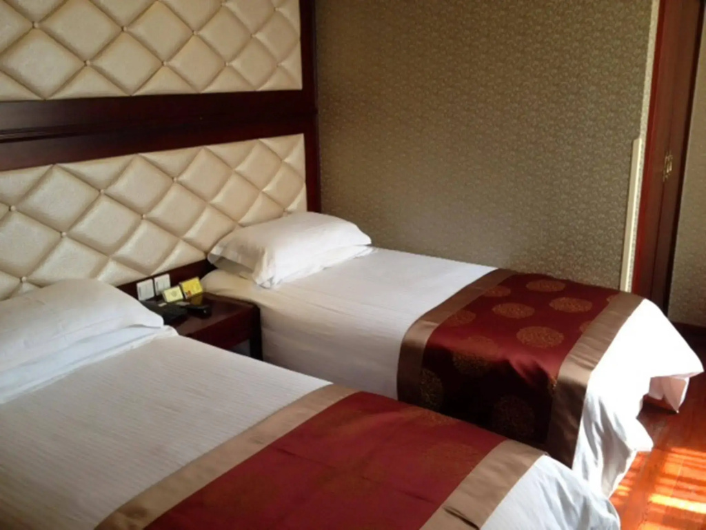 Seventh Heaven Hotel