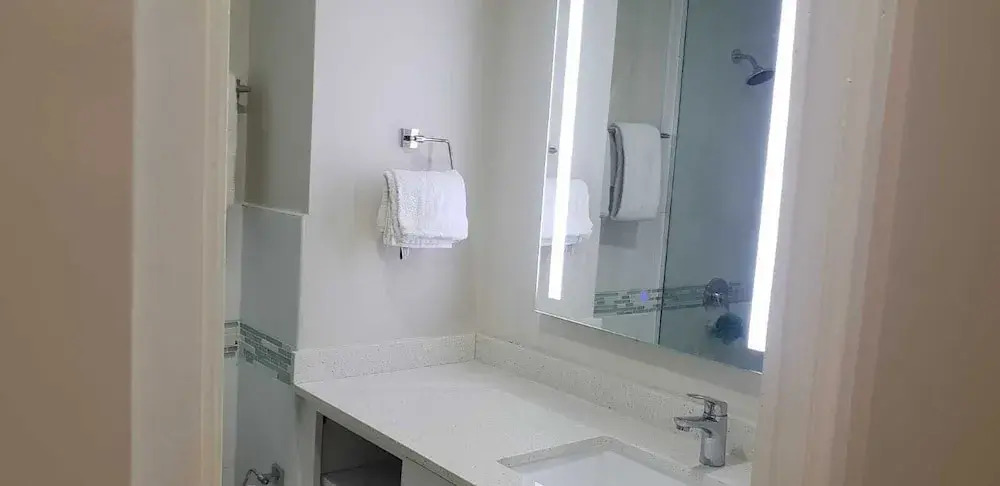 Balcony Breeze @ Bayfront Villas Portmore