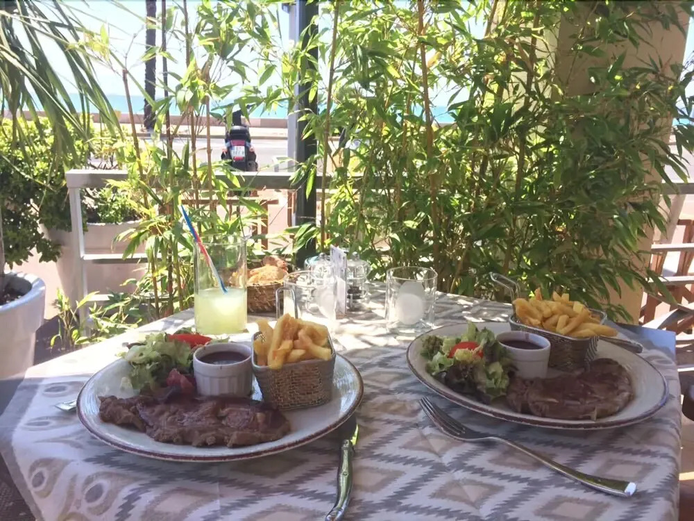 Hôtel du Bord de Mer "Le Vanillé"