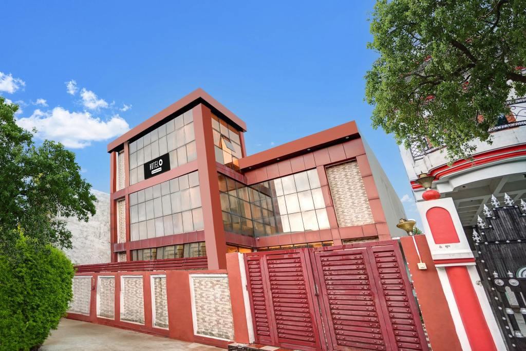 Hotel O Jankipuram Vikas Nagar