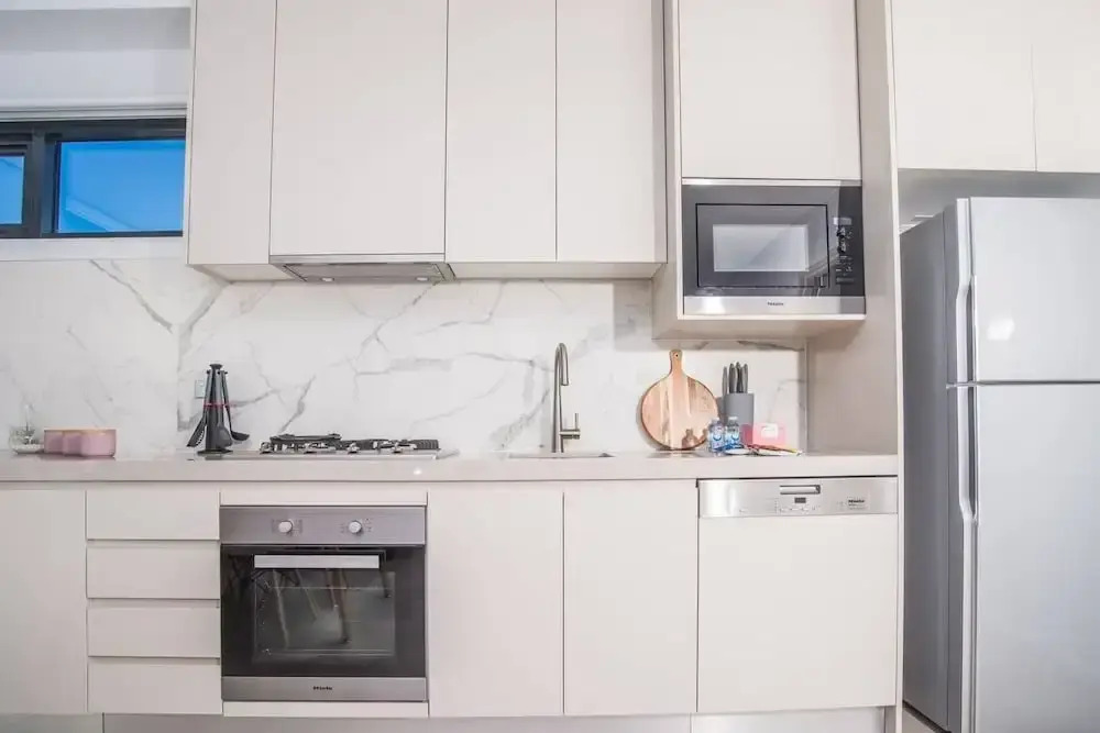 Lively 2bed1bath Mascot APT