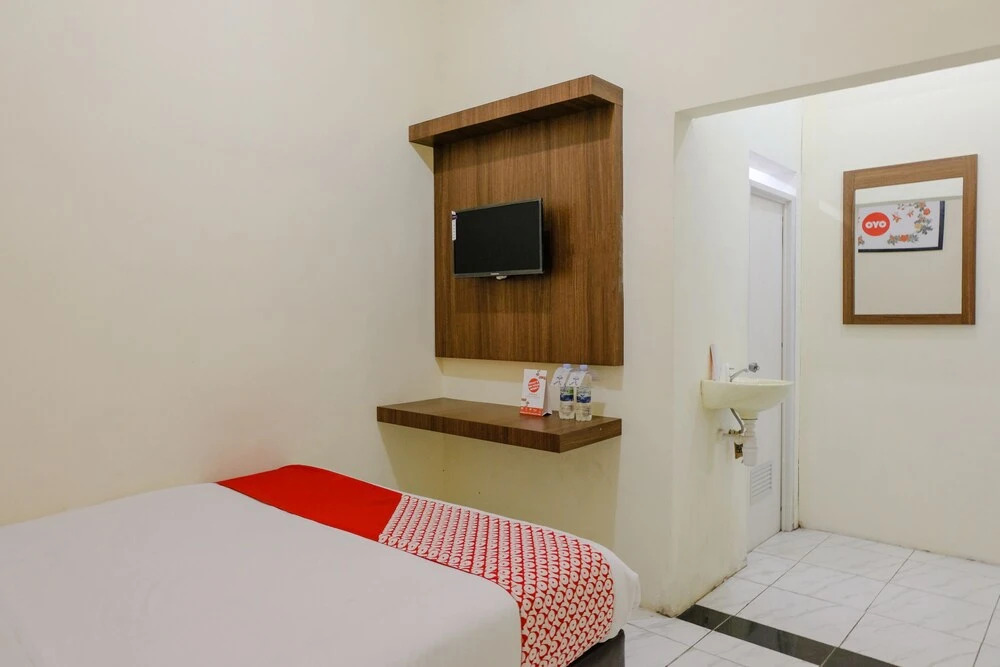 Semampir Residence by OYO Rooms