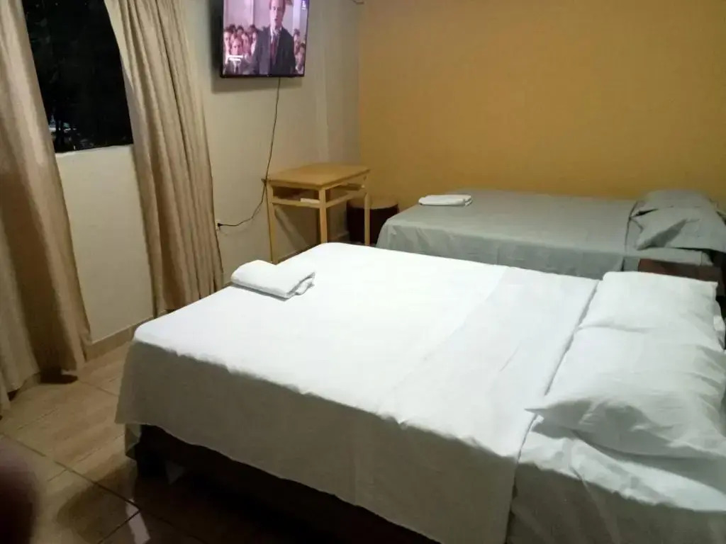ROARI HOTEL