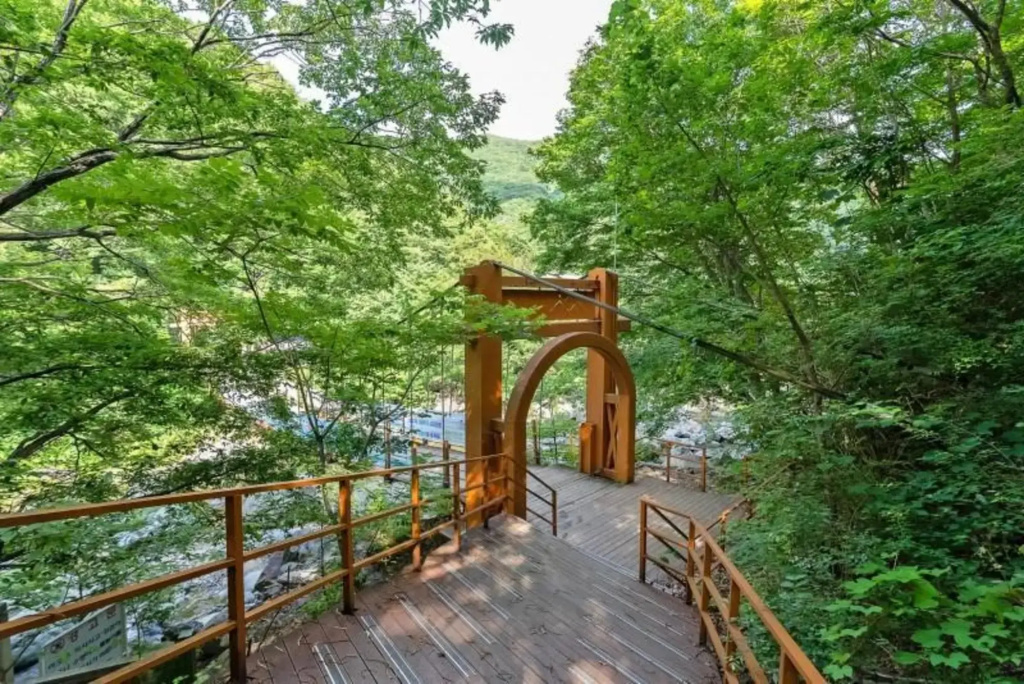 Ulsan Chereville Pension(철구소쉐르빌펜션)