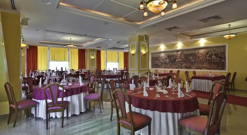 Alexander Hotel