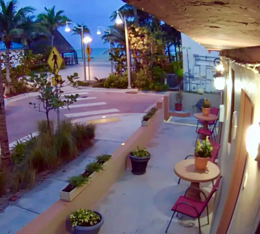 St Maurice Beach Inn