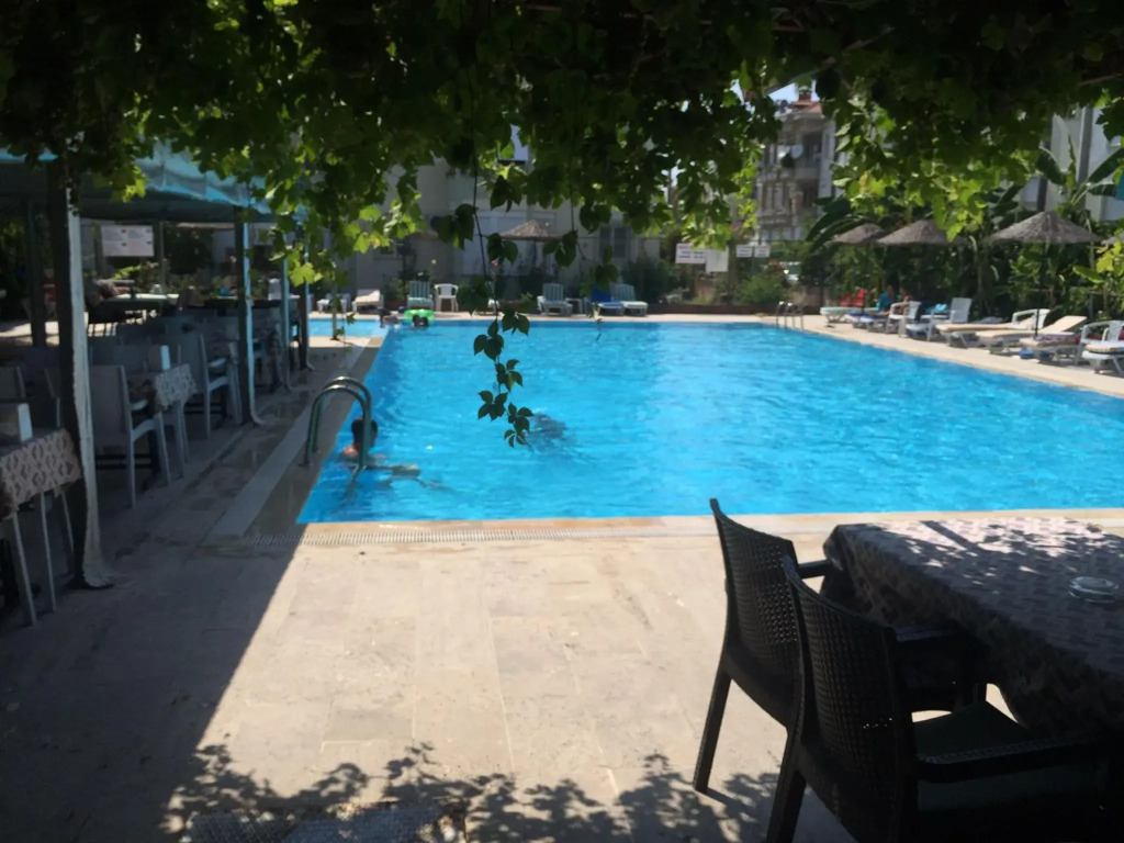 Akdeniz Apart Otel
