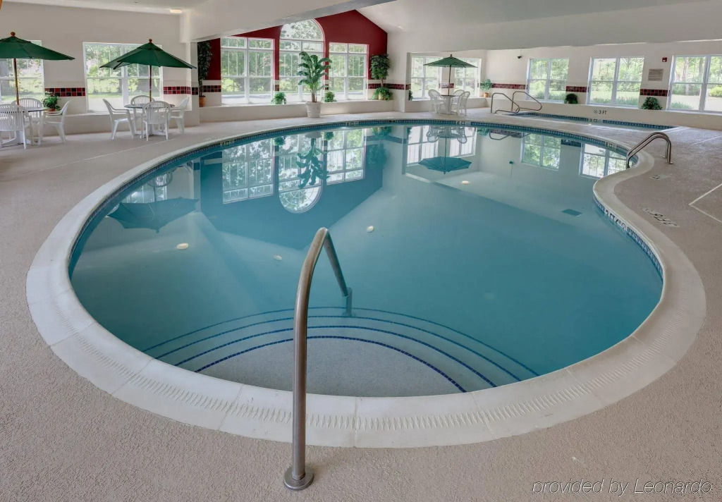 Holiday Inn Express & Suites - Columbus Airport East by IHG