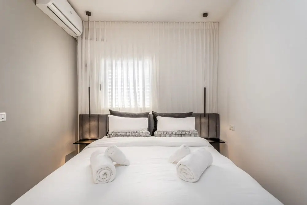 Charming One bedroom with balcony