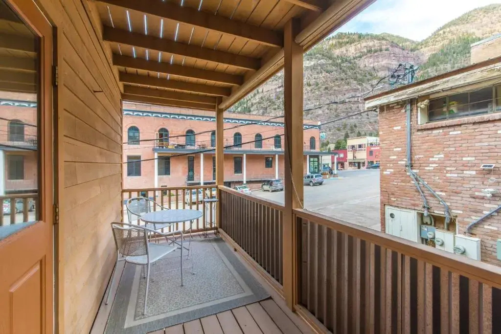 225 6th Avenue Unit 3