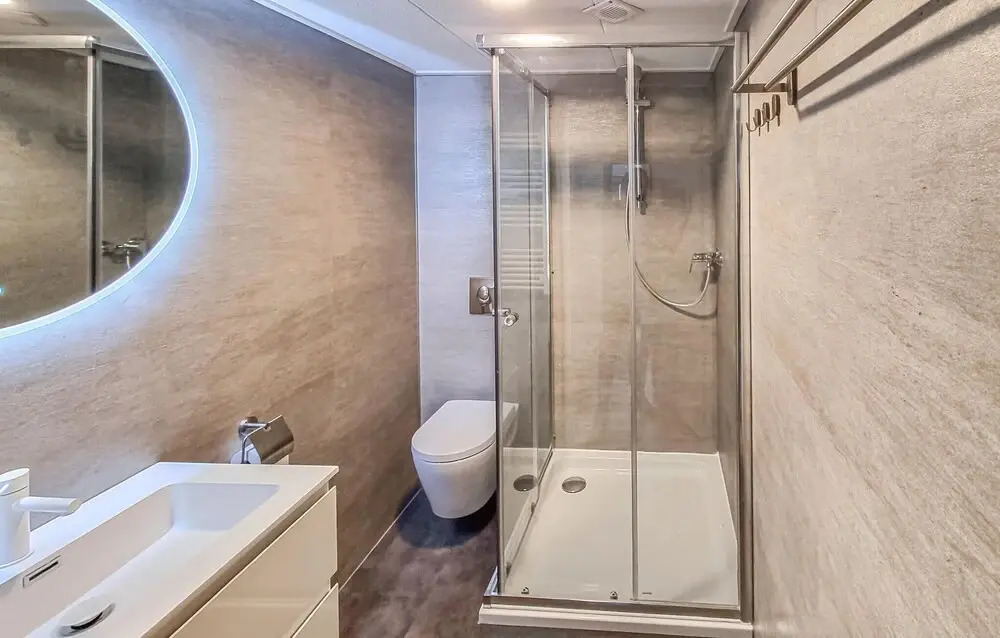 Amazing Home In Grou With Wifi