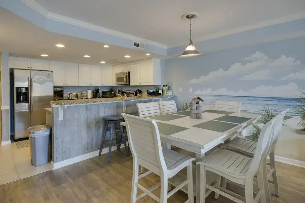 Bel Mare 103 by RedAwning