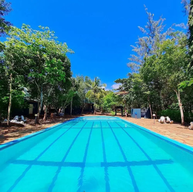 Kijani Cottages DianiBeach