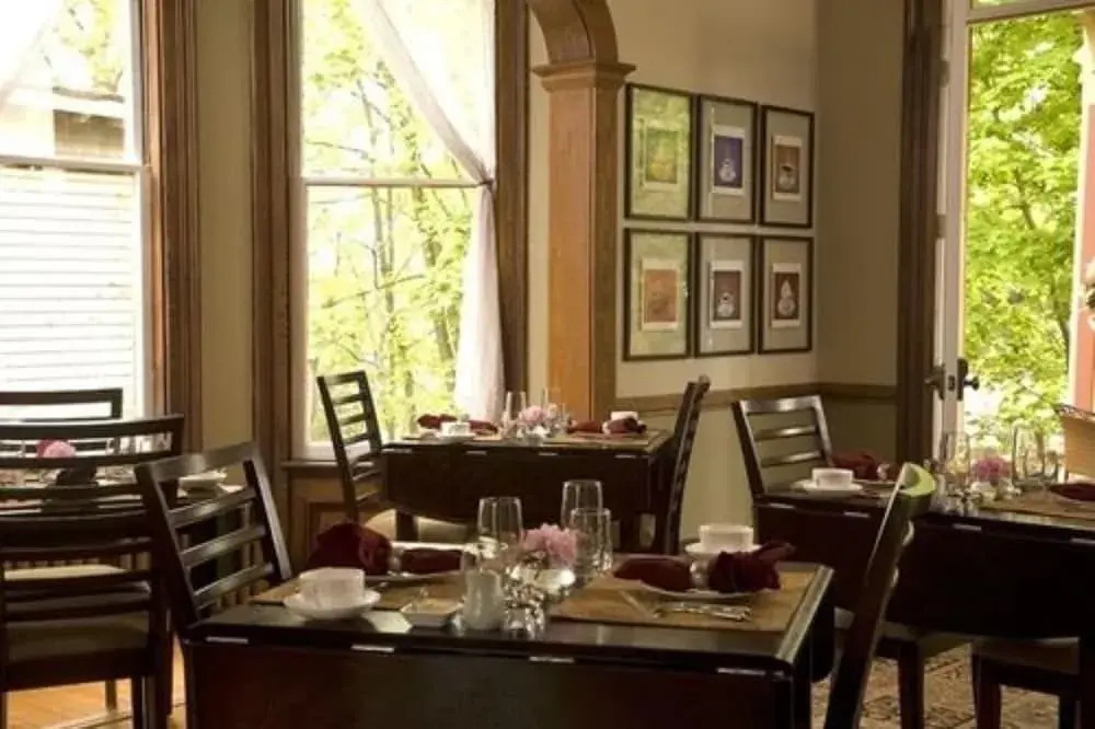 The Croff House Bed & Breakfast