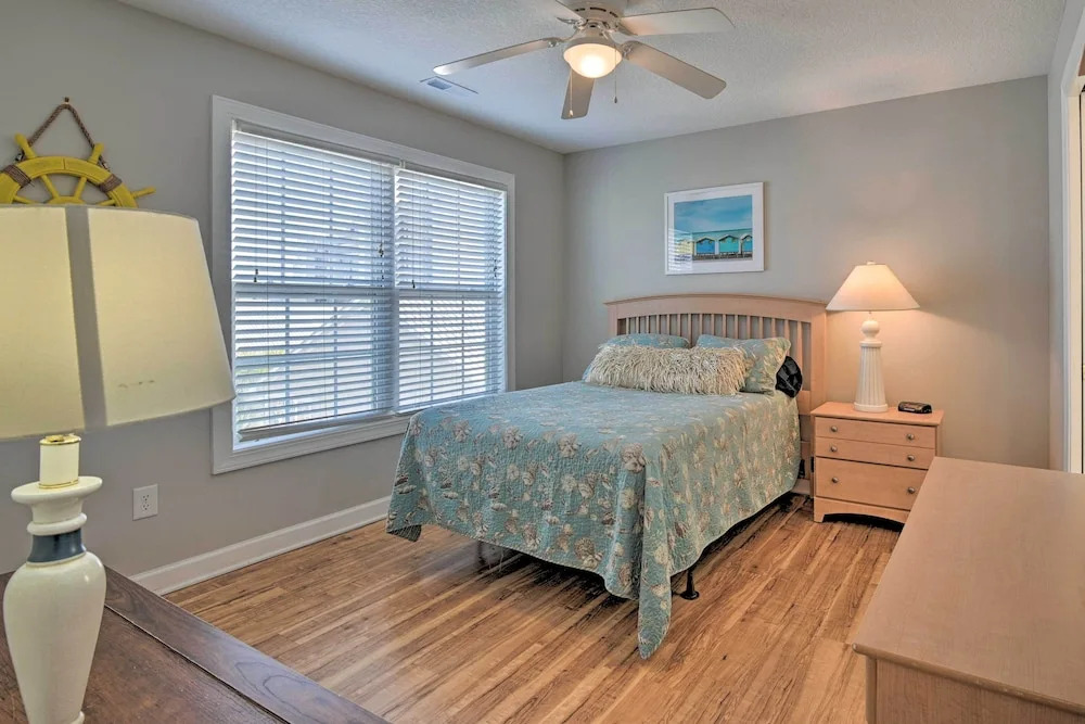 Large Home w/ Hot Tub & Pool: 500 ft to the Beach