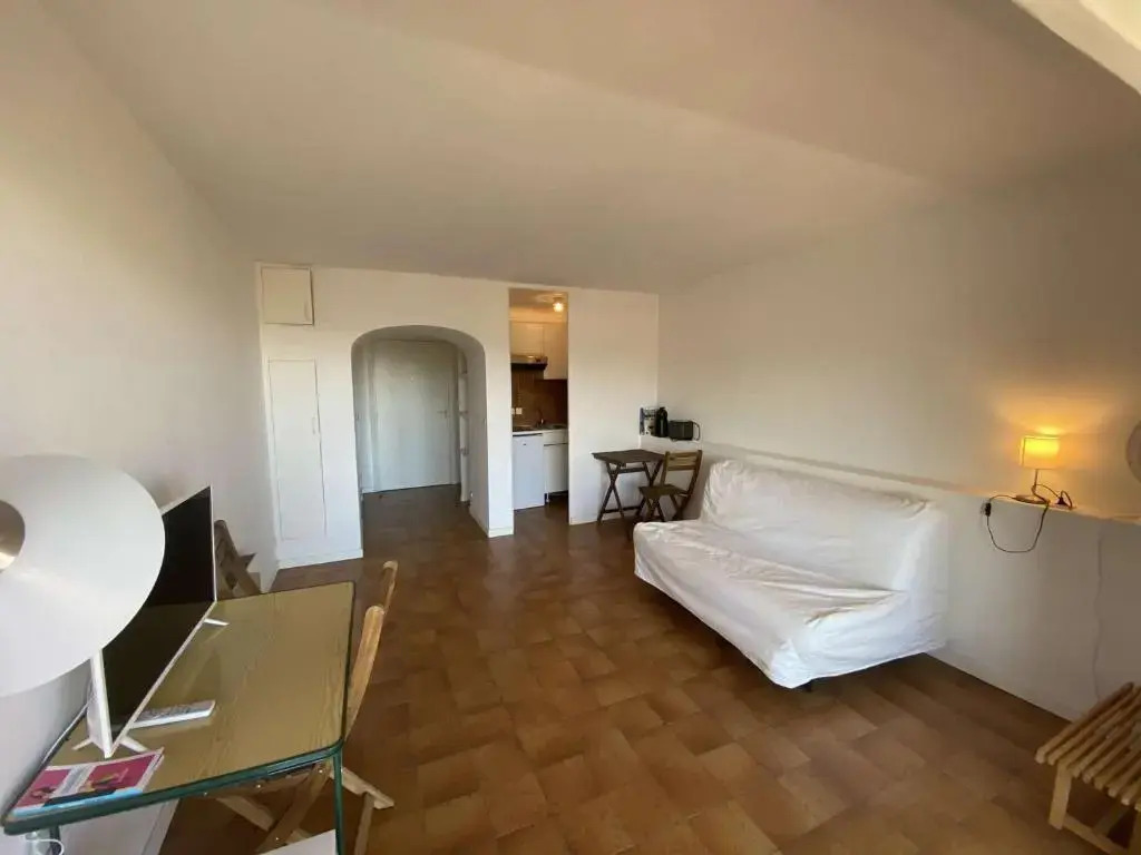 Appartement Sainte-Maxime, 1 pièce, 2 personnes - FR-1-226-420