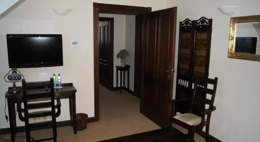 Tawerna Hotel