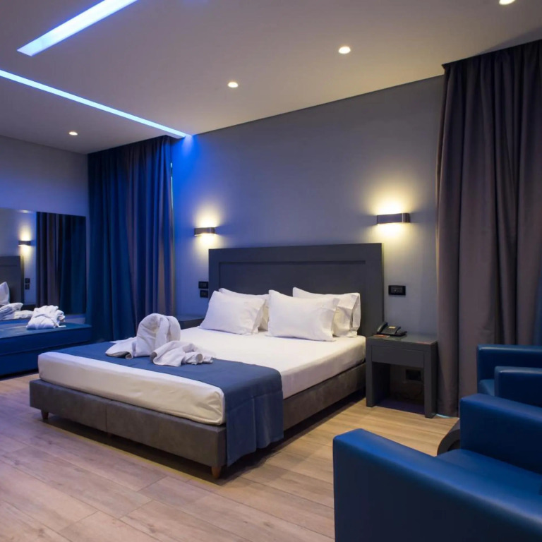 Pines Hotel