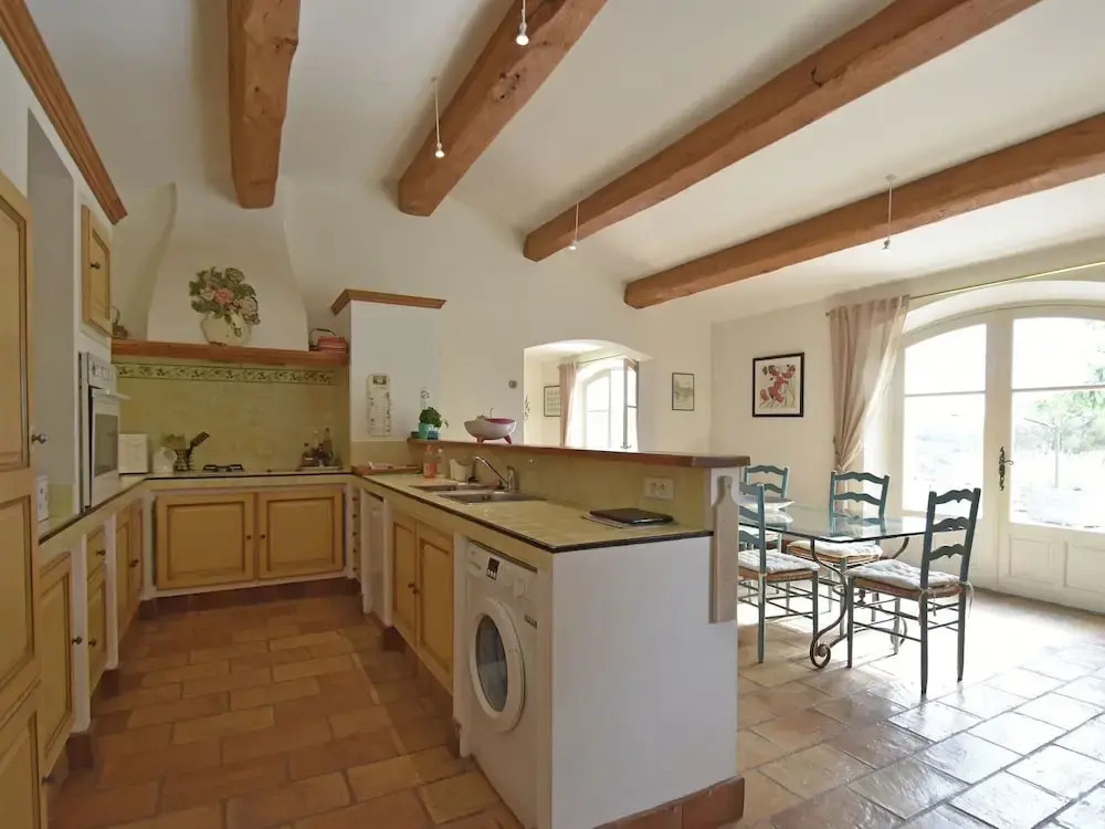 Provencal Air-conditioned Villa With Private Pool and Stunning Views