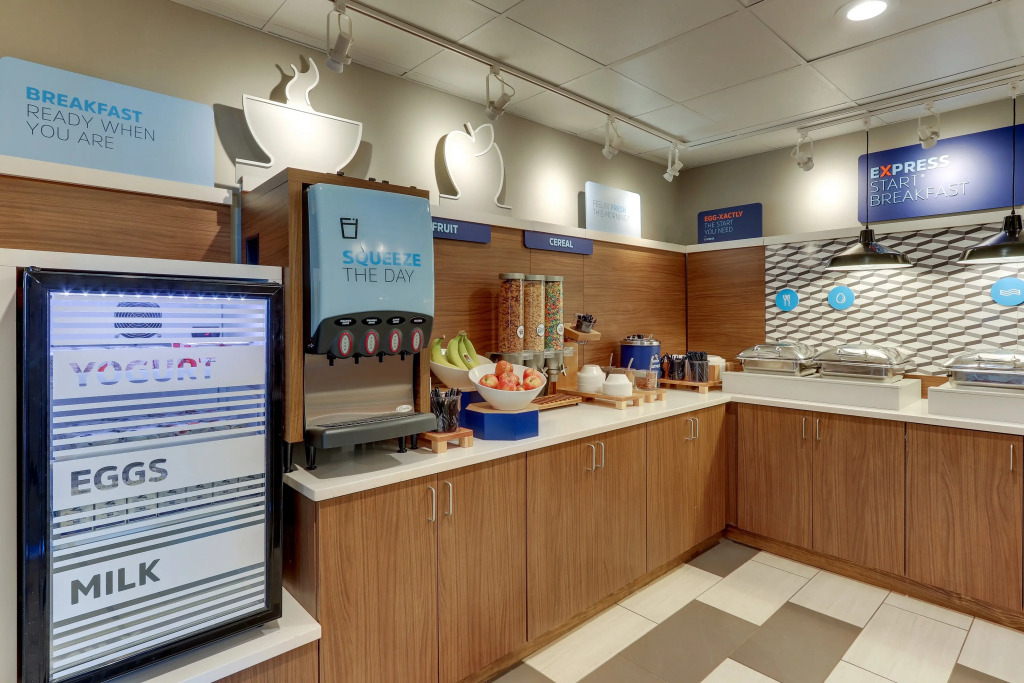 Holiday Inn Express - Cincinnati North - Monroe by IHG