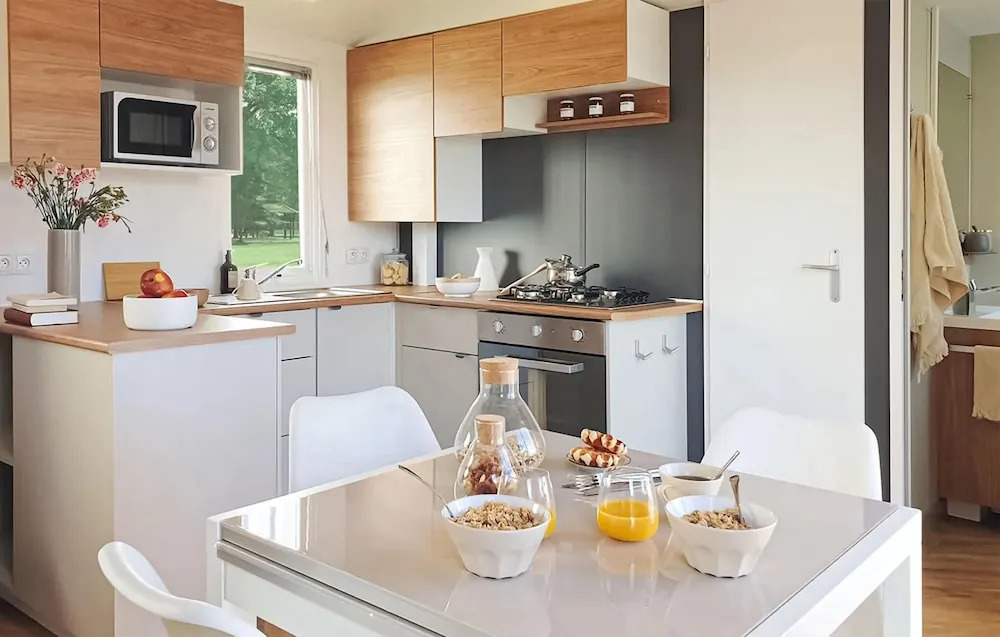 Awesome Home in Renesse With 2 Bedrooms and Wifi